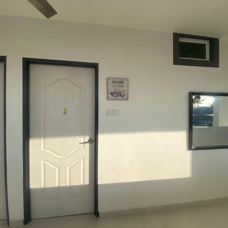 Dsinggahpcb Guest House Kota Bharu Eksteriør bilde